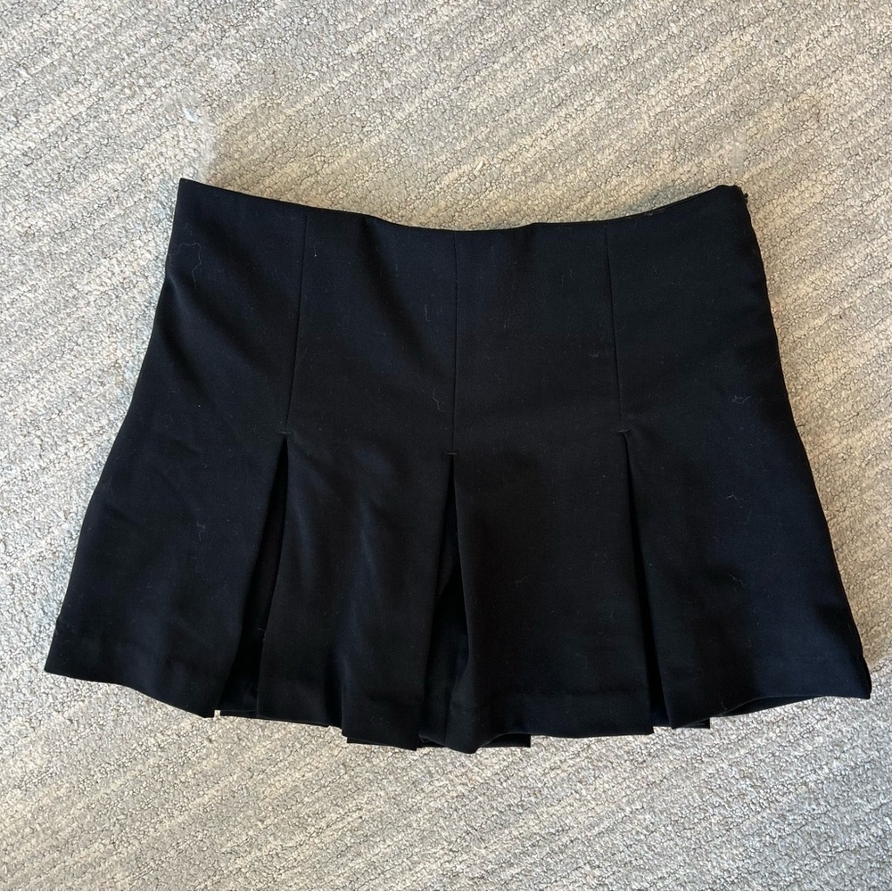 ILLA ILLA BLACK SKORT SZ S